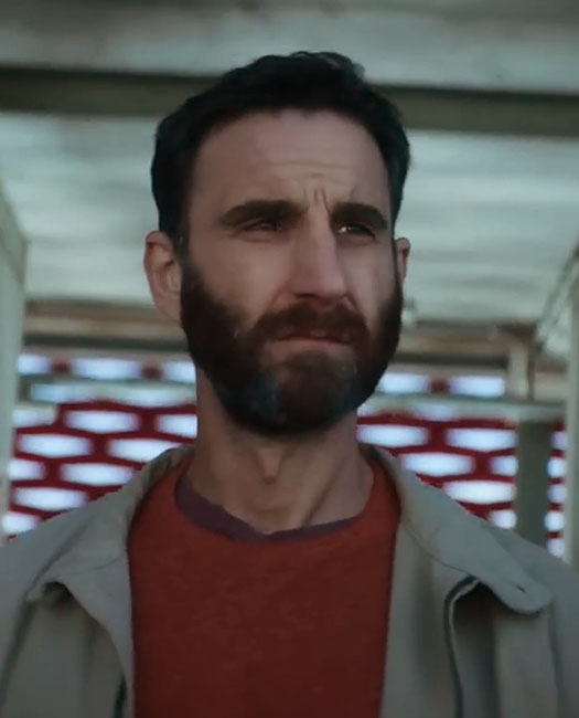 Actor Dani Rovira's skin prepared with LE PURE organic skincare and foundation for the film El Campeón