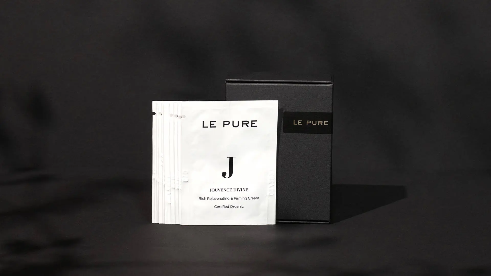 set échantillons soins pour une peau normale LE PURE