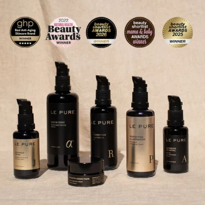 Zertifizierte biologische Hautpflegeprodukte von LE PURE neben mehreren internationalen Beautypreisen
